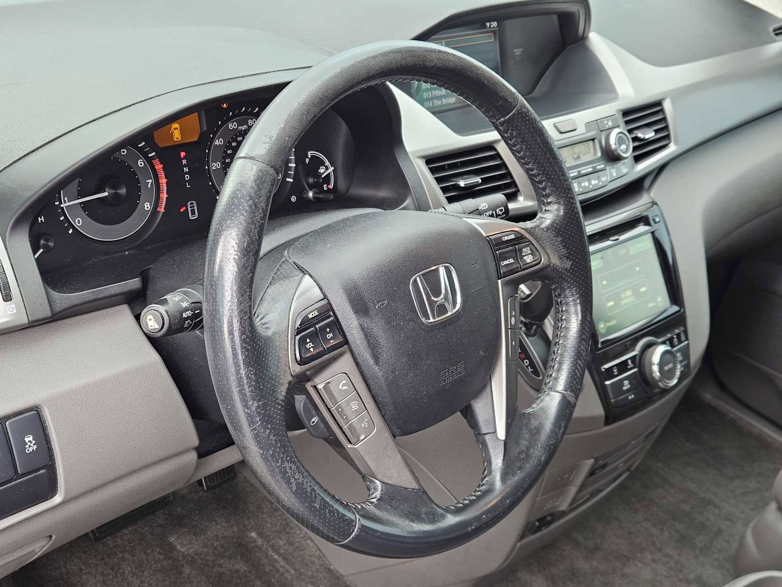 Used 2016 Honda Odyssey Touring video 2