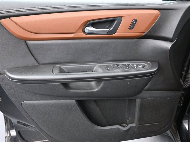 Used 2017 Chevrolet Traverse LT image 19