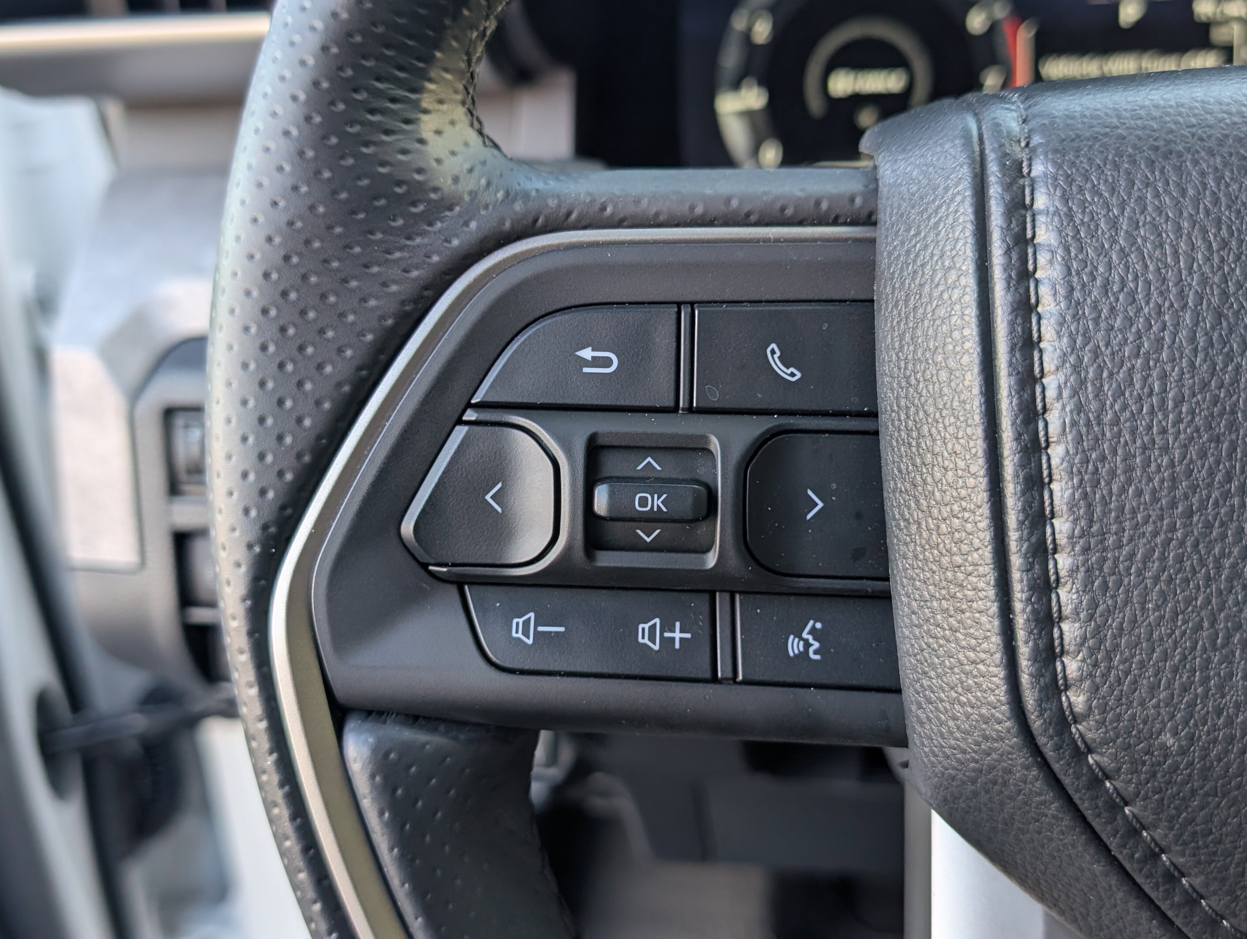 Used 2025 Toyota 4Runner Trailhunter image 23