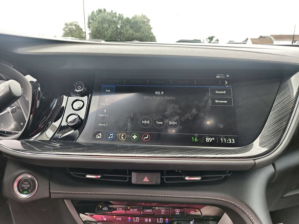 Used 2022 Buick Envision Preferred FWD image 18