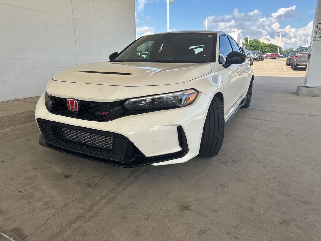 Used 2023 Honda Civic Type R image 2