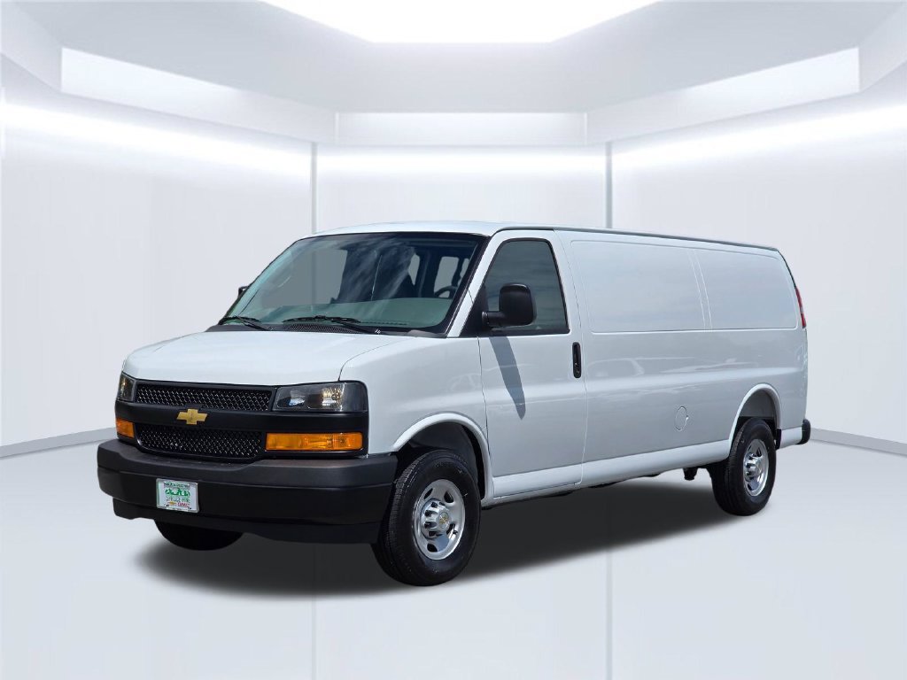 New 2026 Chevrolet Express 2500 w/ Communications Package RWD image 2