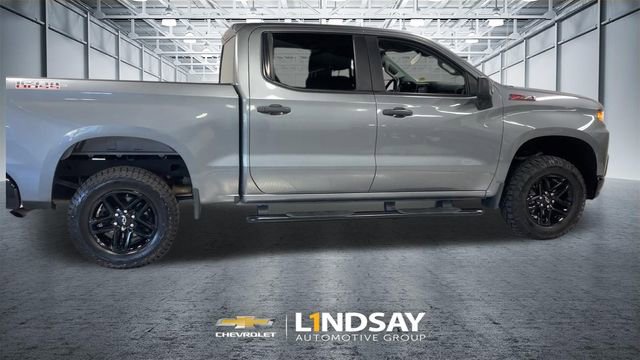 Used 2022 Chevrolet Silverado 1500 Custom Trail Boss w/ LPO, Dark Essentials Package AWD/4WD image 2