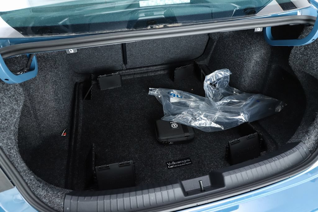 New 2026 Volkswagen Jetta SE FWD image 29