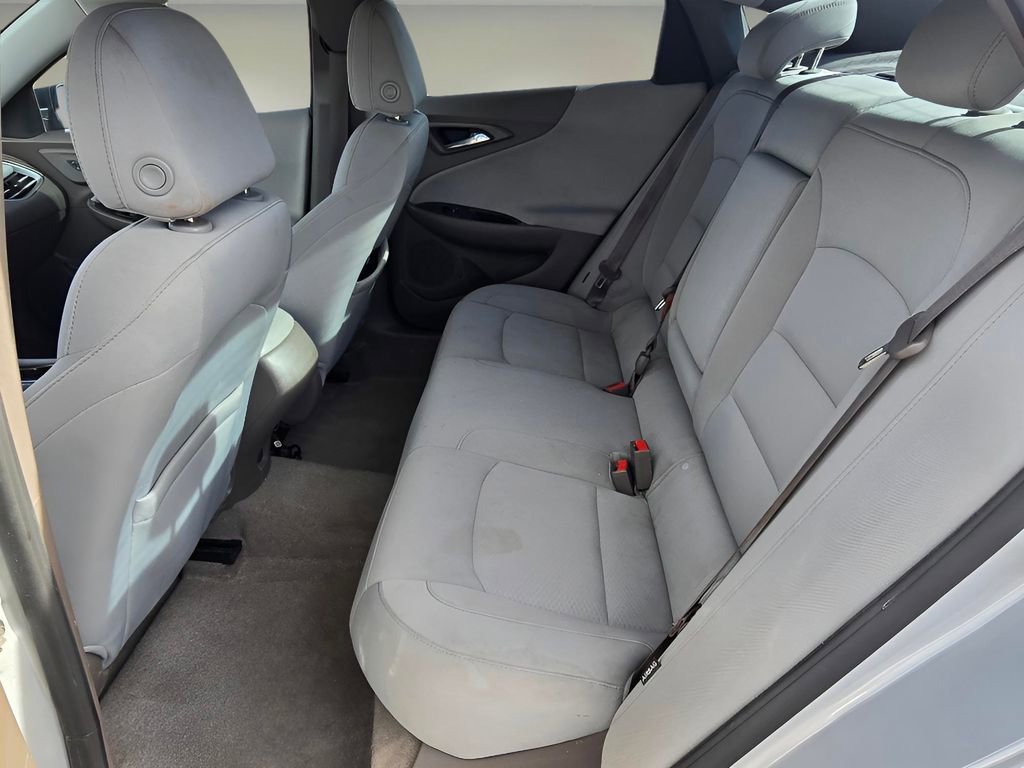 Used 2018 Chevrolet Malibu LS image 13