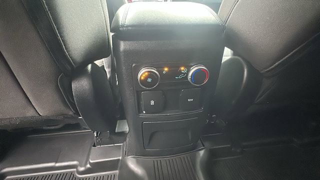 Used 2023 Ford Explorer XLT AWD/4WD image 29