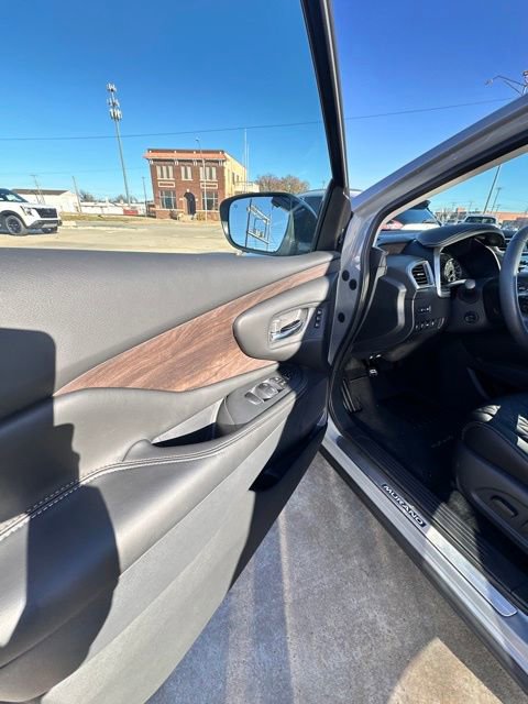 Certified 2024 Nissan Murano Platinum w/ Cargo Package image 23