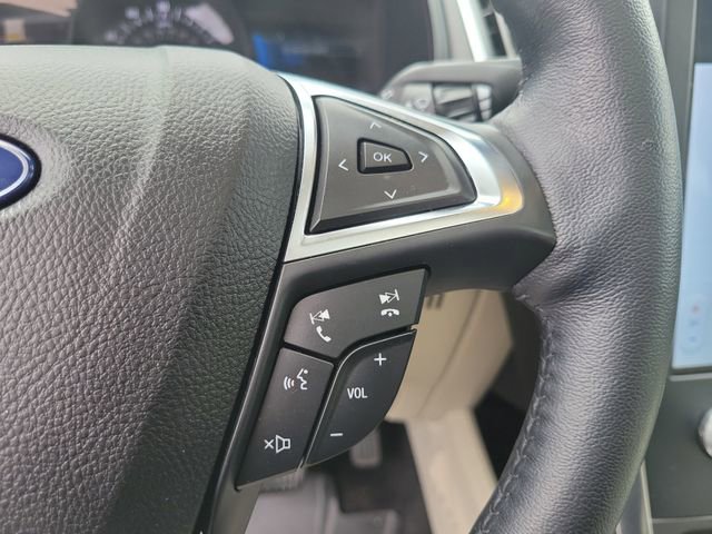 Certified 2023 Ford Edge Titanium AWD/4WD image 18