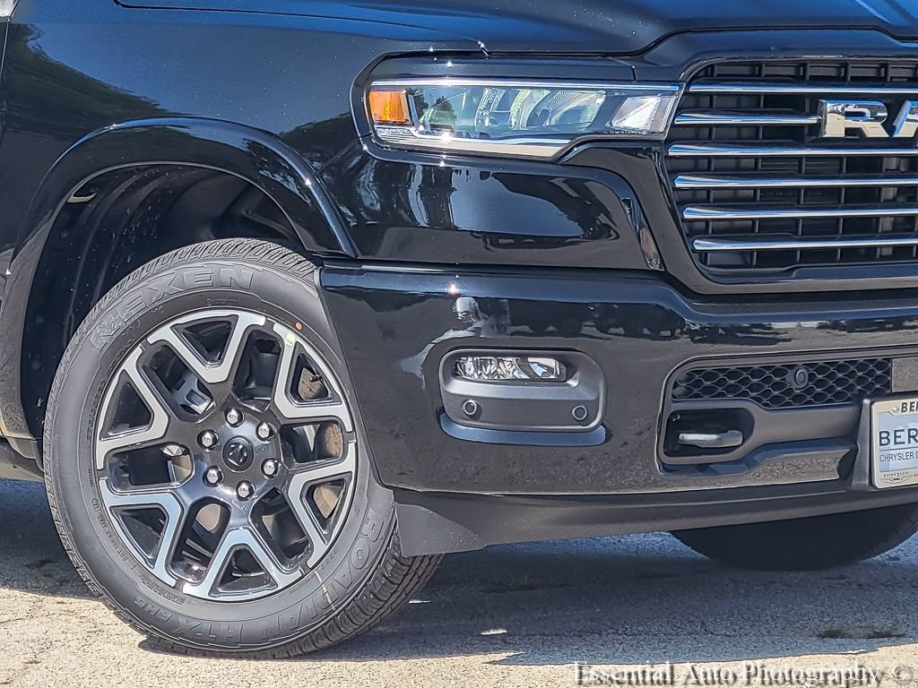 New 2027 RAM 1500 Laramie w/ Laramie Preferred Package AWD/4WD image 4