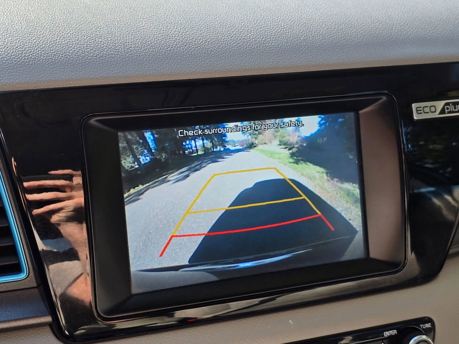 Used 2018 Kia Niro LX image 28