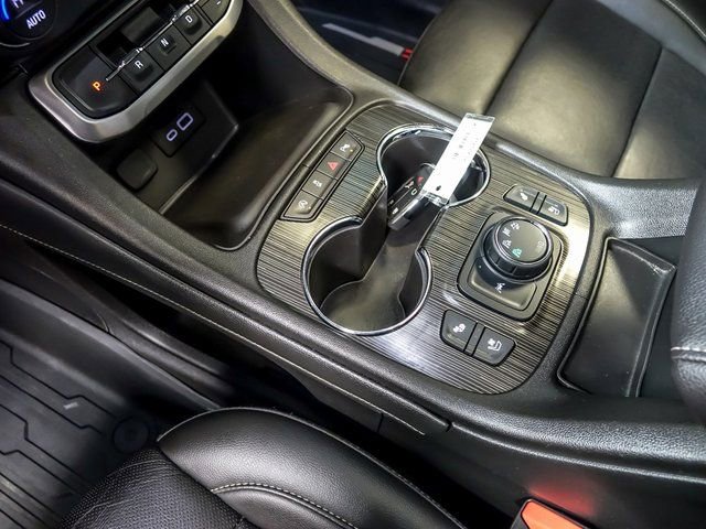 Certified 2021 GMC Acadia SLT w/ Elevation Edition AWD/4WD image 28