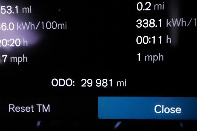 Certified 2023 Volvo XC40 Recharge Plus AWD/4WD image 17