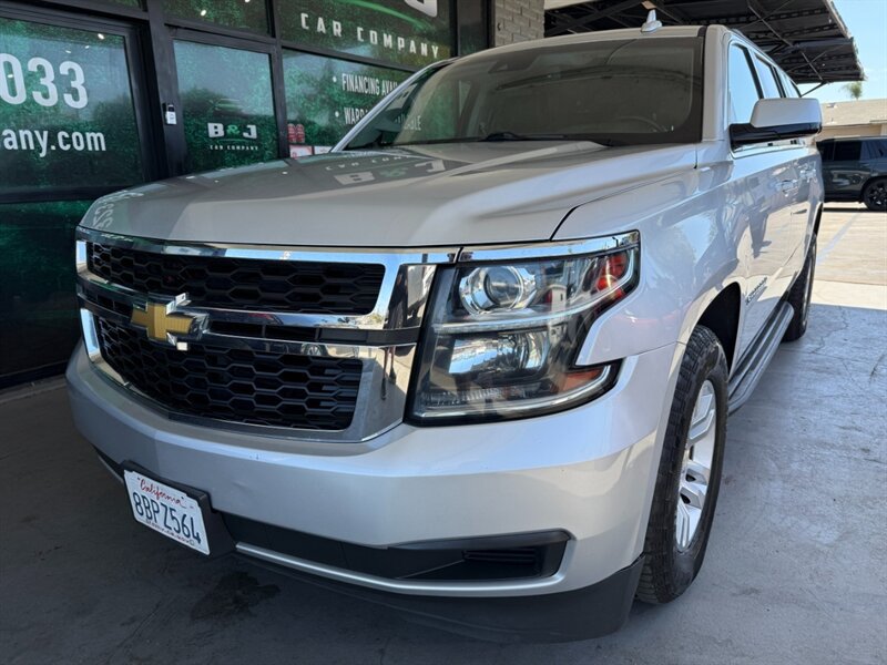 Used 2018 Chevrolet Suburban LT AWD/4WD image 3