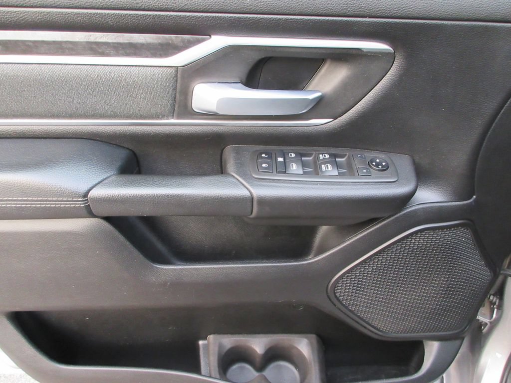 Used 2021 RAM 1500 Big Horn AWD/4WD image 25