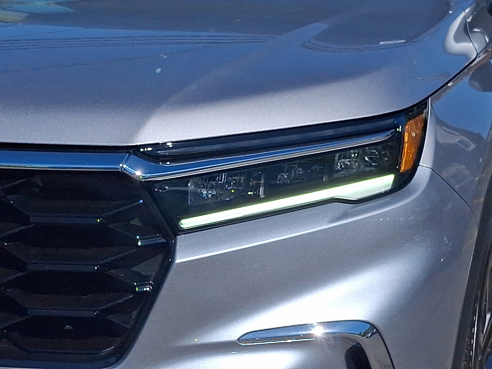 Used 2025 Honda Pilot Touring image 12