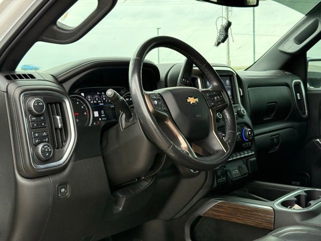 Used 2022 Chevrolet Silverado 1500 High Country w/ LPO, Dark Essentials Package image 22