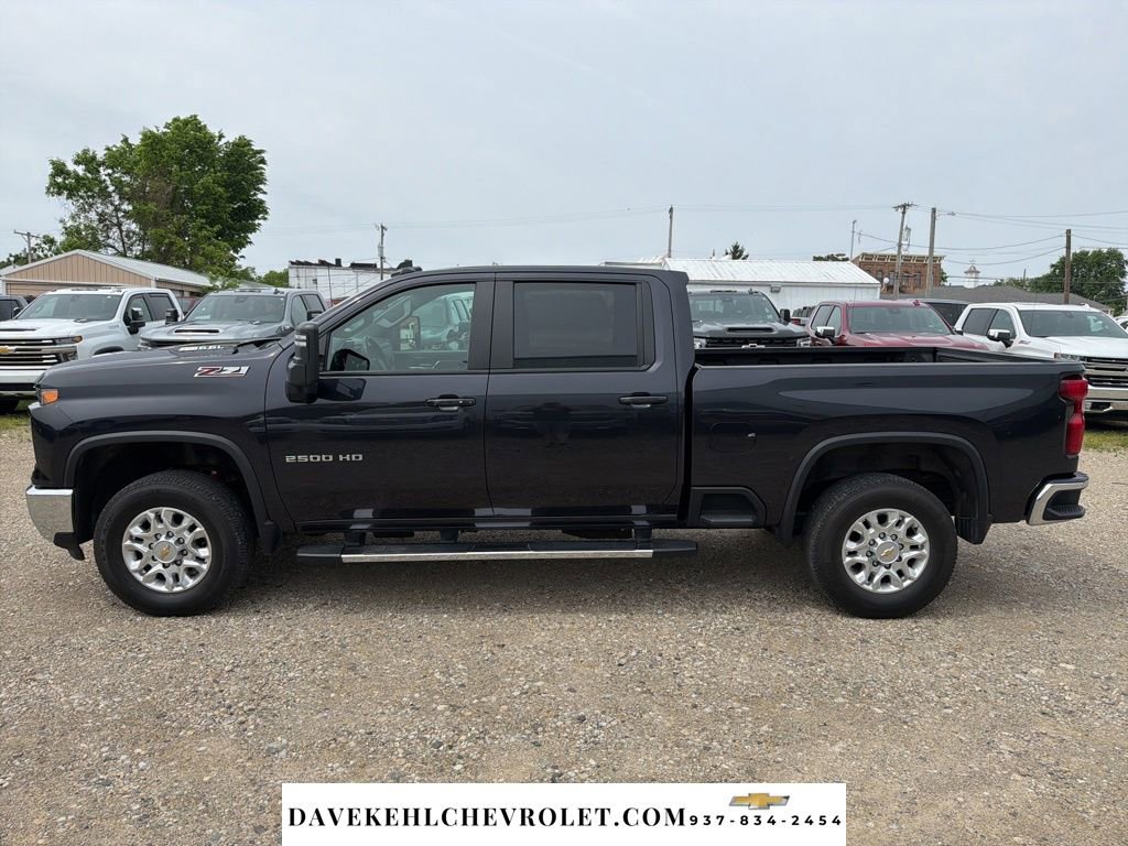 Used 2024 Chevrolet Silverado 2500 LT w/ All Star Edition AWD/4WD image 3