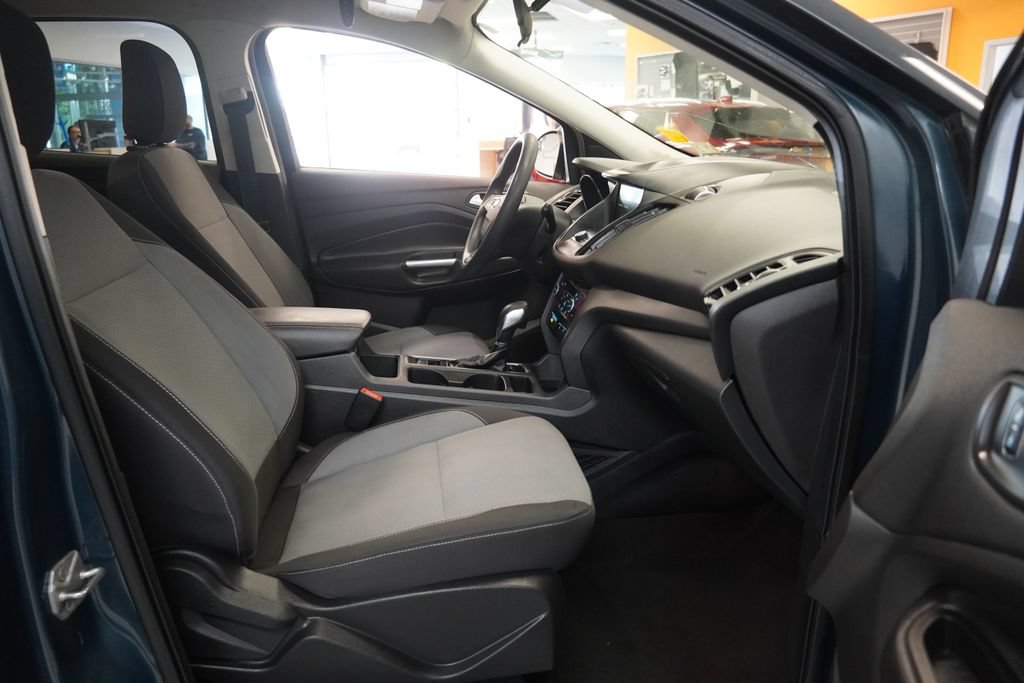 Used 2019 Ford Escape SE AWD/4WD image 35