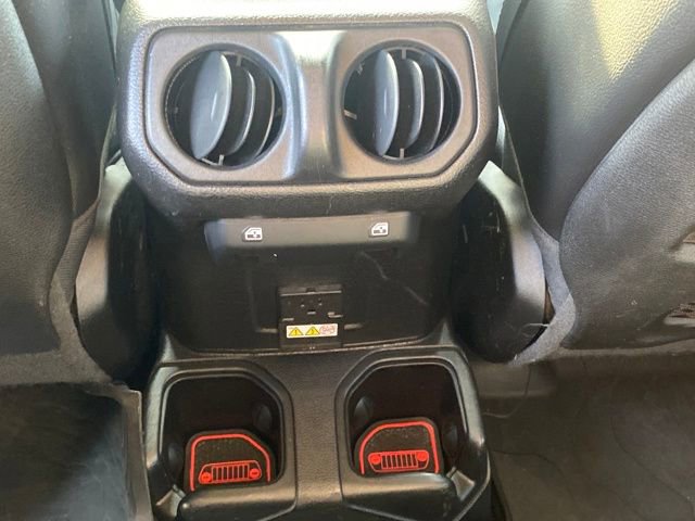 Used 2020 Jeep Gladiator Rubicon image 17