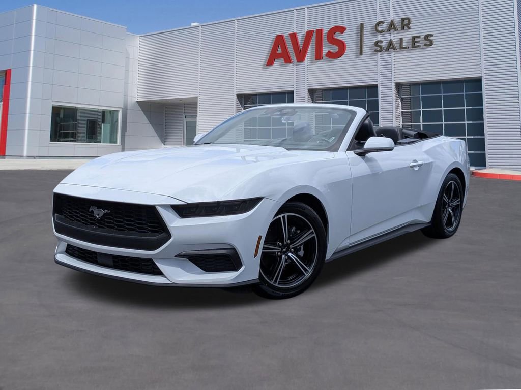 Used 2025 Ford Mustang Premium RWD image 1