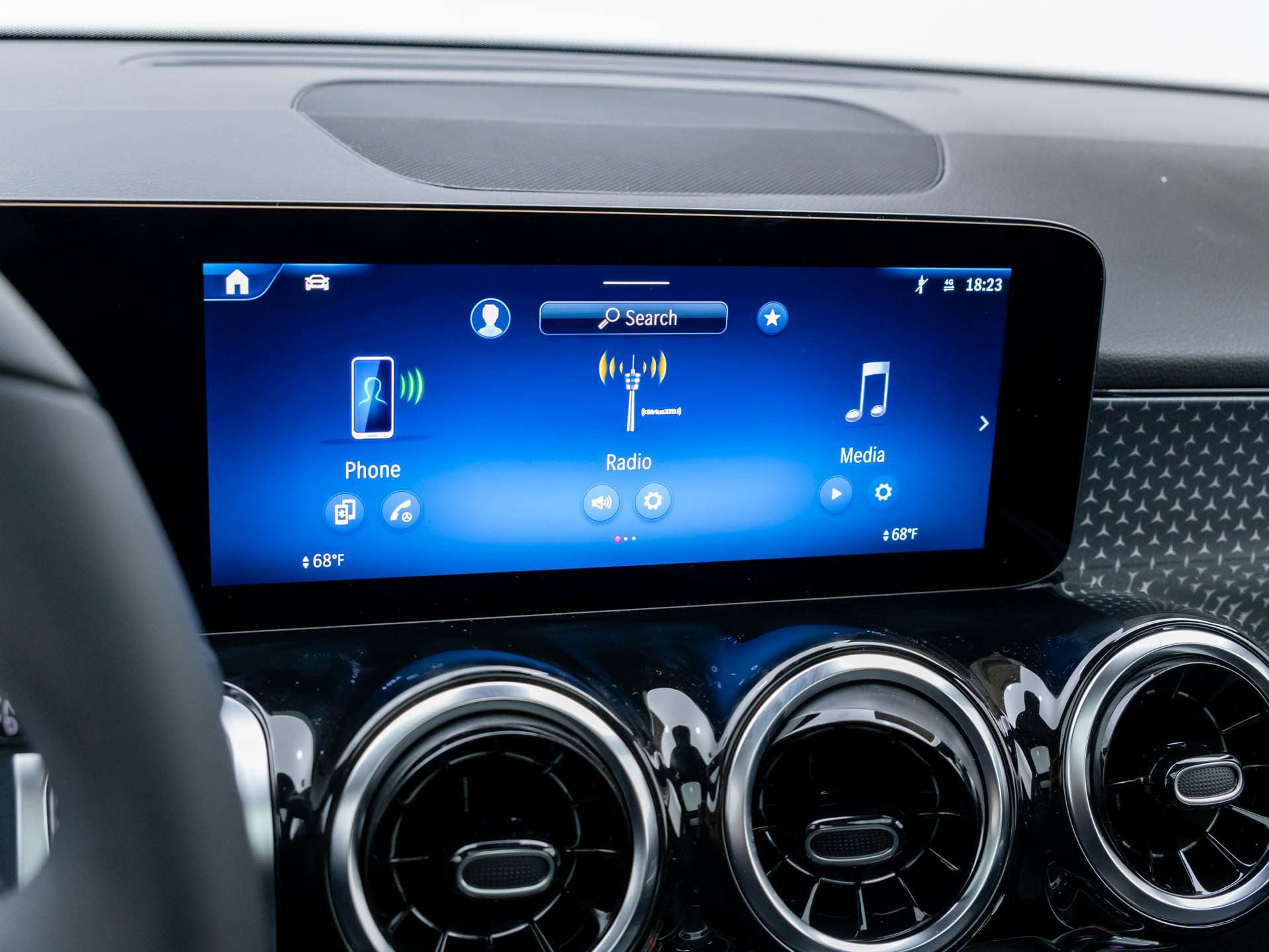 New 2026 Mercedes-Benz GLB 250 4MATIC image 22