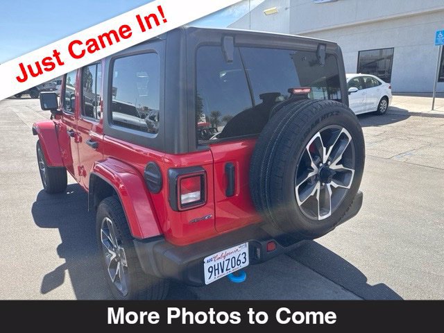 Used 2024 Jeep Wrangler Unlimited AWD/4WD image 3