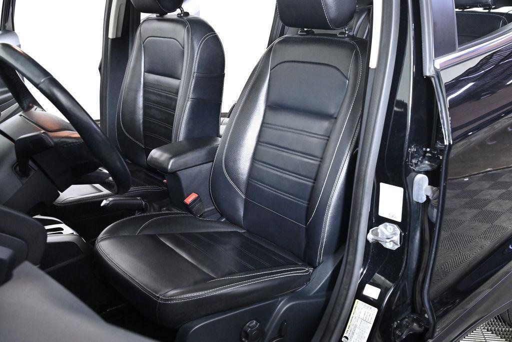 Used 2020 Ford EcoSport Titanium image 21