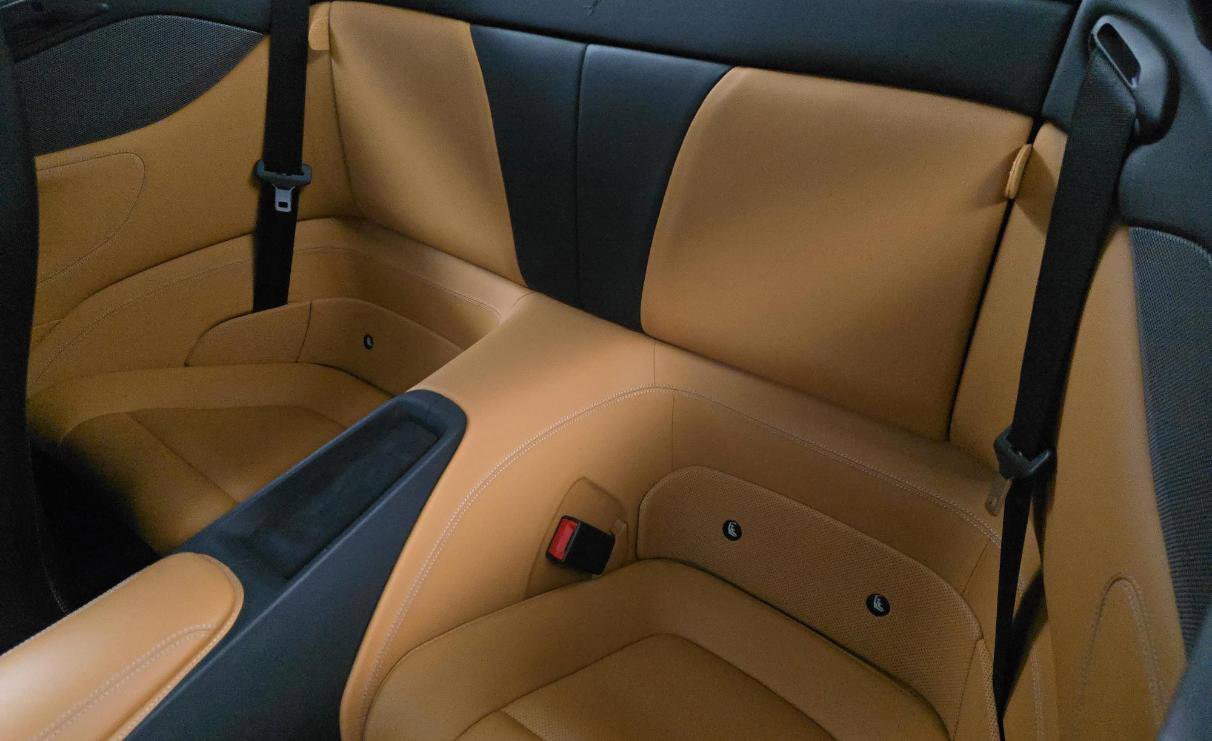 Used 2019 Ferrari Portofino image 12