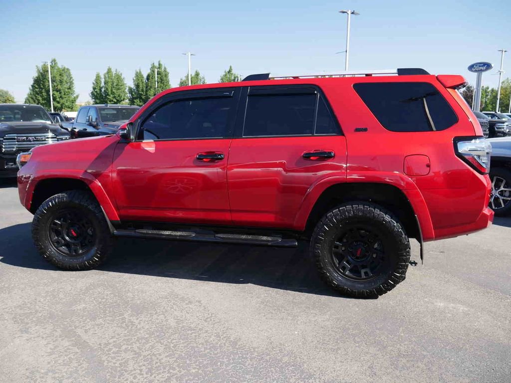 Used 2022 Toyota 4Runner SR5 Premium image 17