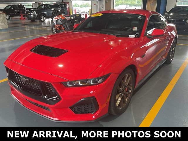 Used 2025 Ford Mustang GT Premium RWD image 1