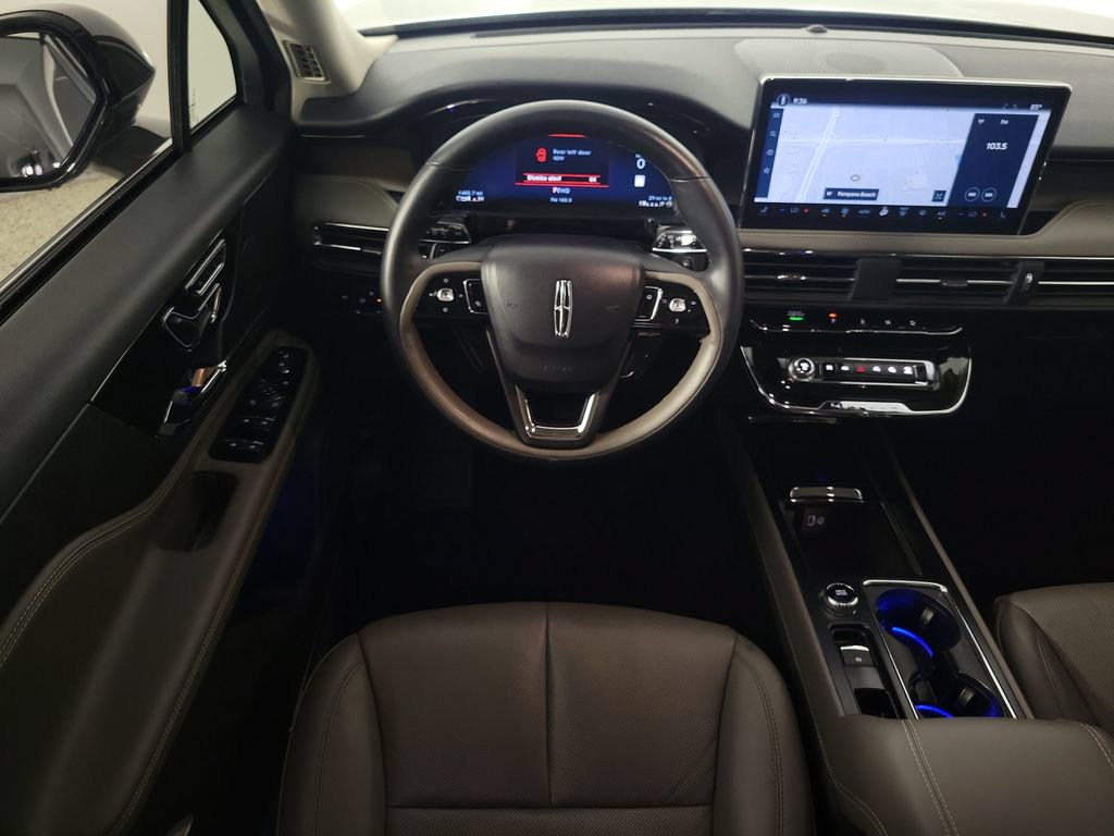 Certified 2023 Lincoln Corsair Reserve FWD image 12
