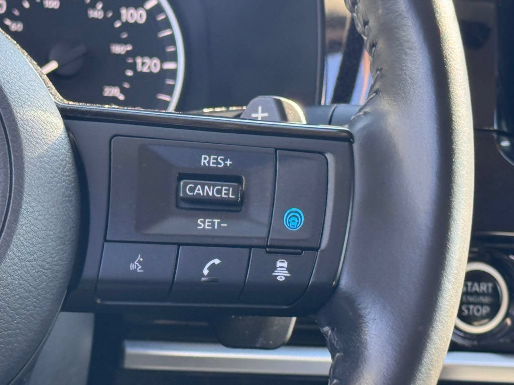 Certified 2024 Nissan Pathfinder SL FWD image 16
