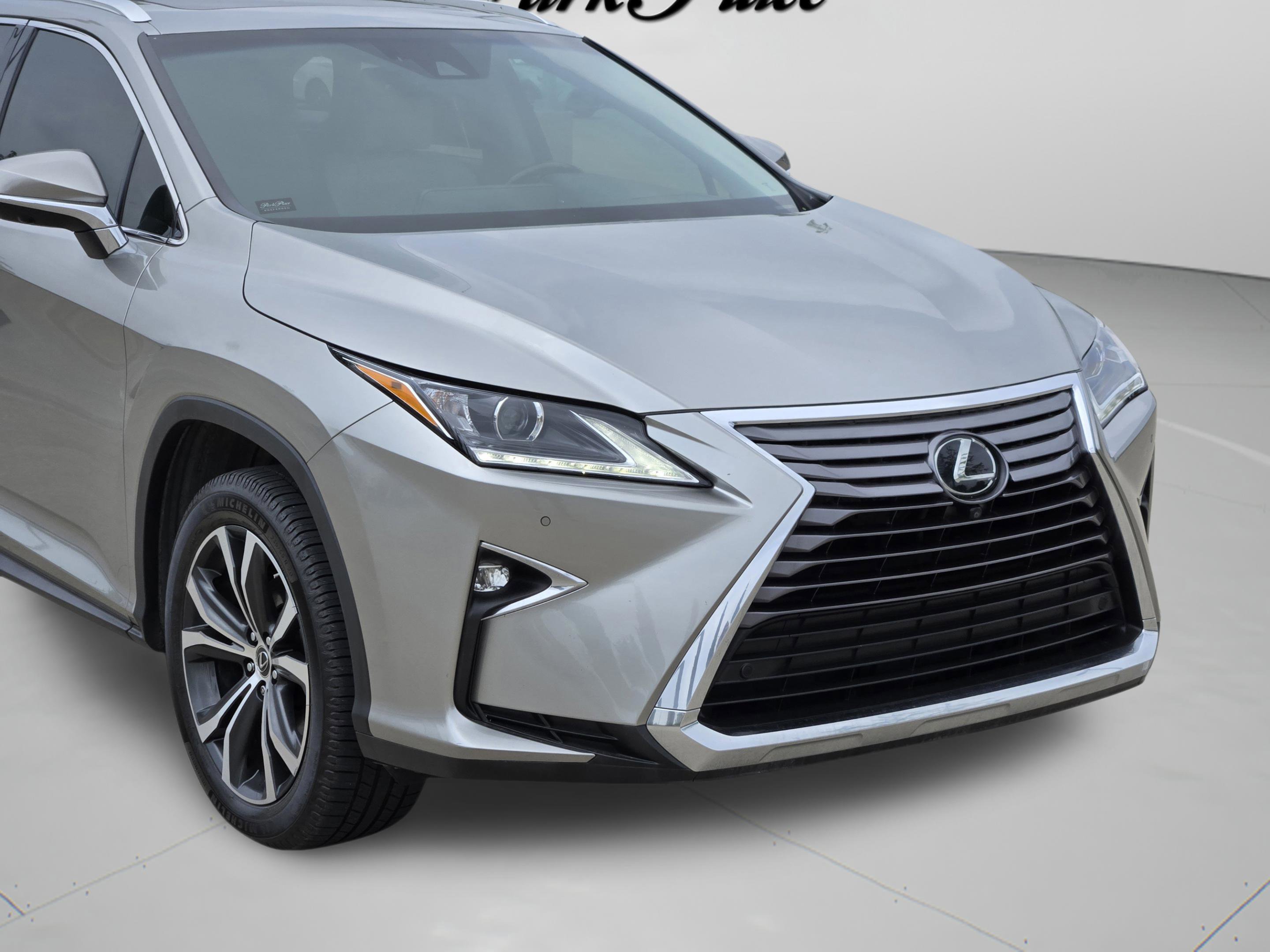 Used 2019 Lexus RX 350L FWD image 35