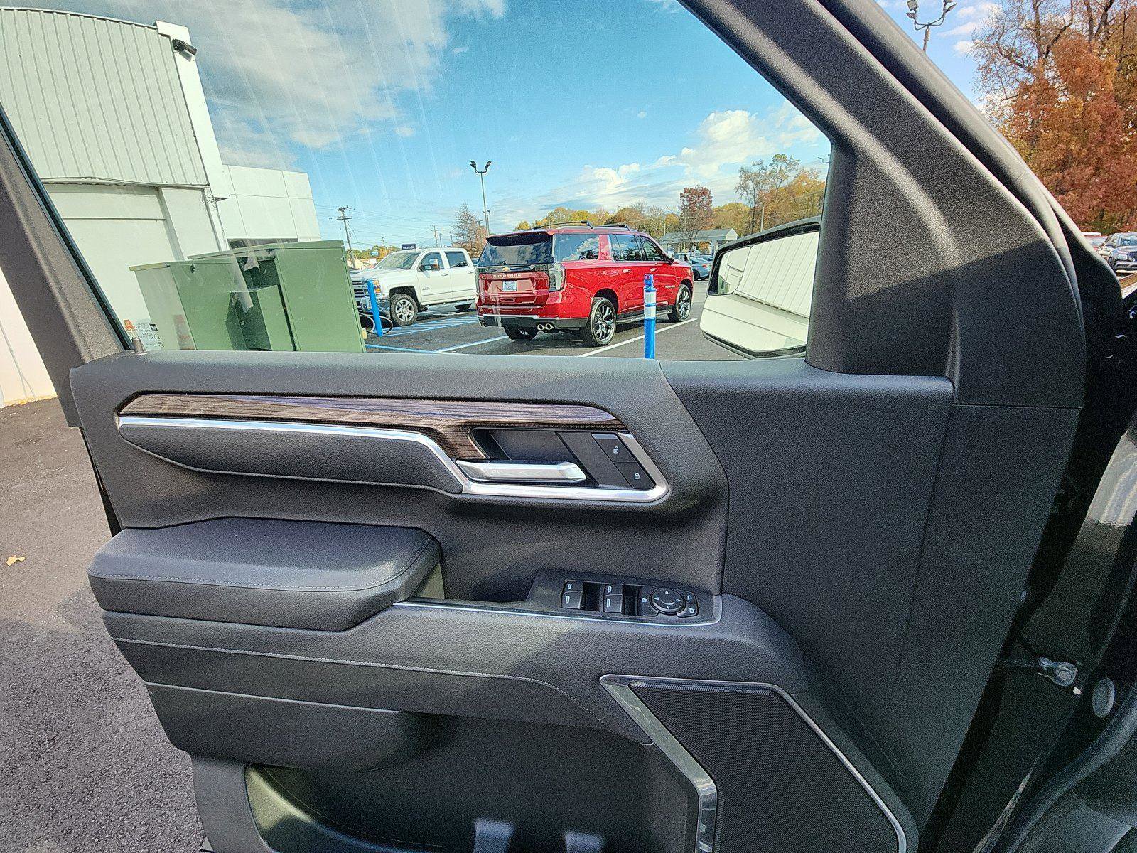 New 2026 Chevrolet Silverado 1500 LT w/ Z71 Off-Road Package image 18