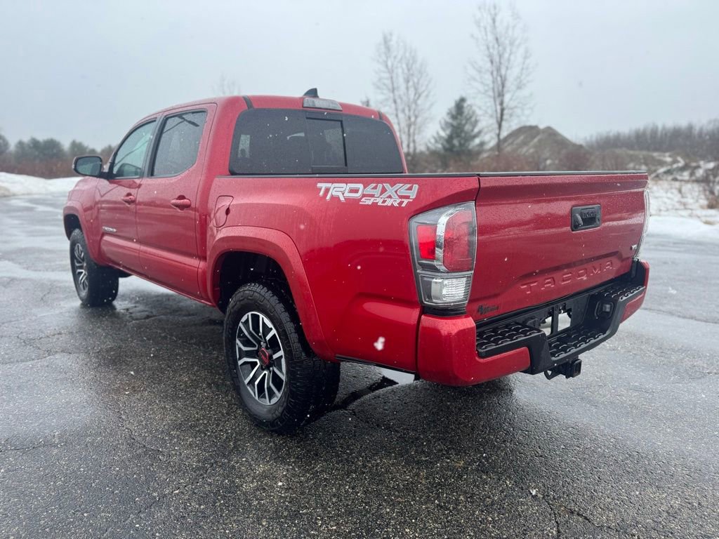 Used 2022 Toyota Tacoma TRD Sport image 3