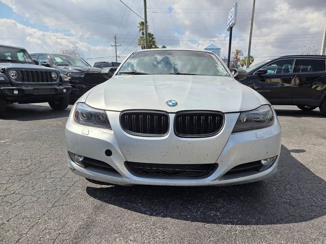 Used 2009 BMW 328i xDrive Sedan image 2