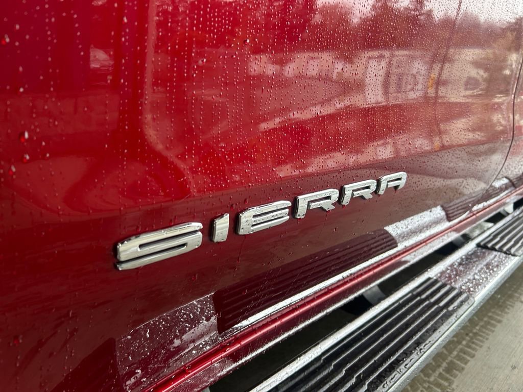 Used 2024 GMC Sierra 1500 SLT w/ SLT Premium Plus Package AWD/4WD image 33