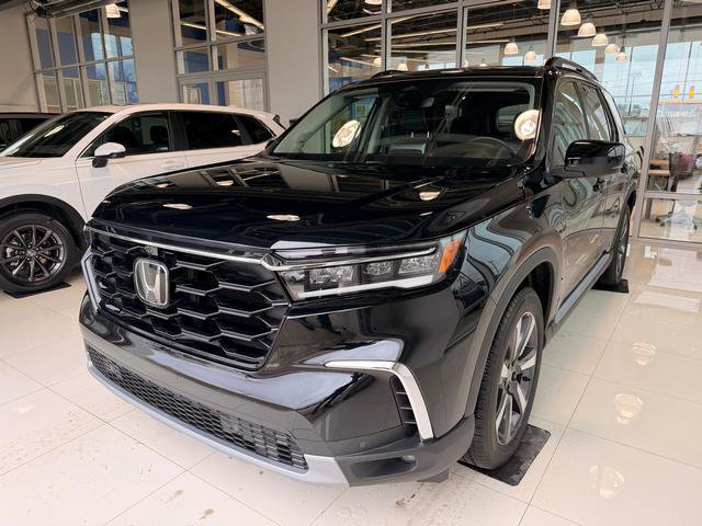 Used 2023 Honda Pilot Elite image 2