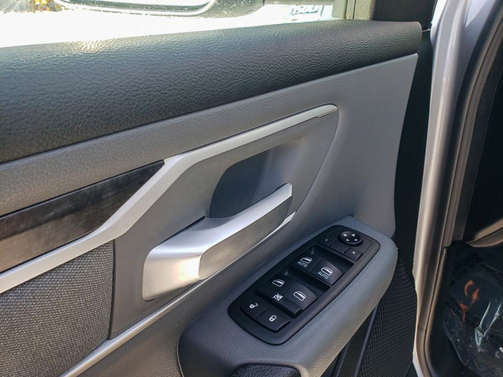 Used 2020 RAM 1500 Big Horn image 10