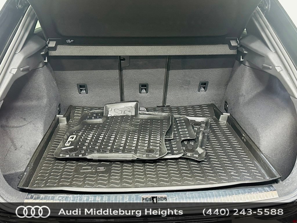 Certified 2023 Audi Q3 2.0T Premium Plus w/ Premium Plus Package AWD/4WD image 33
