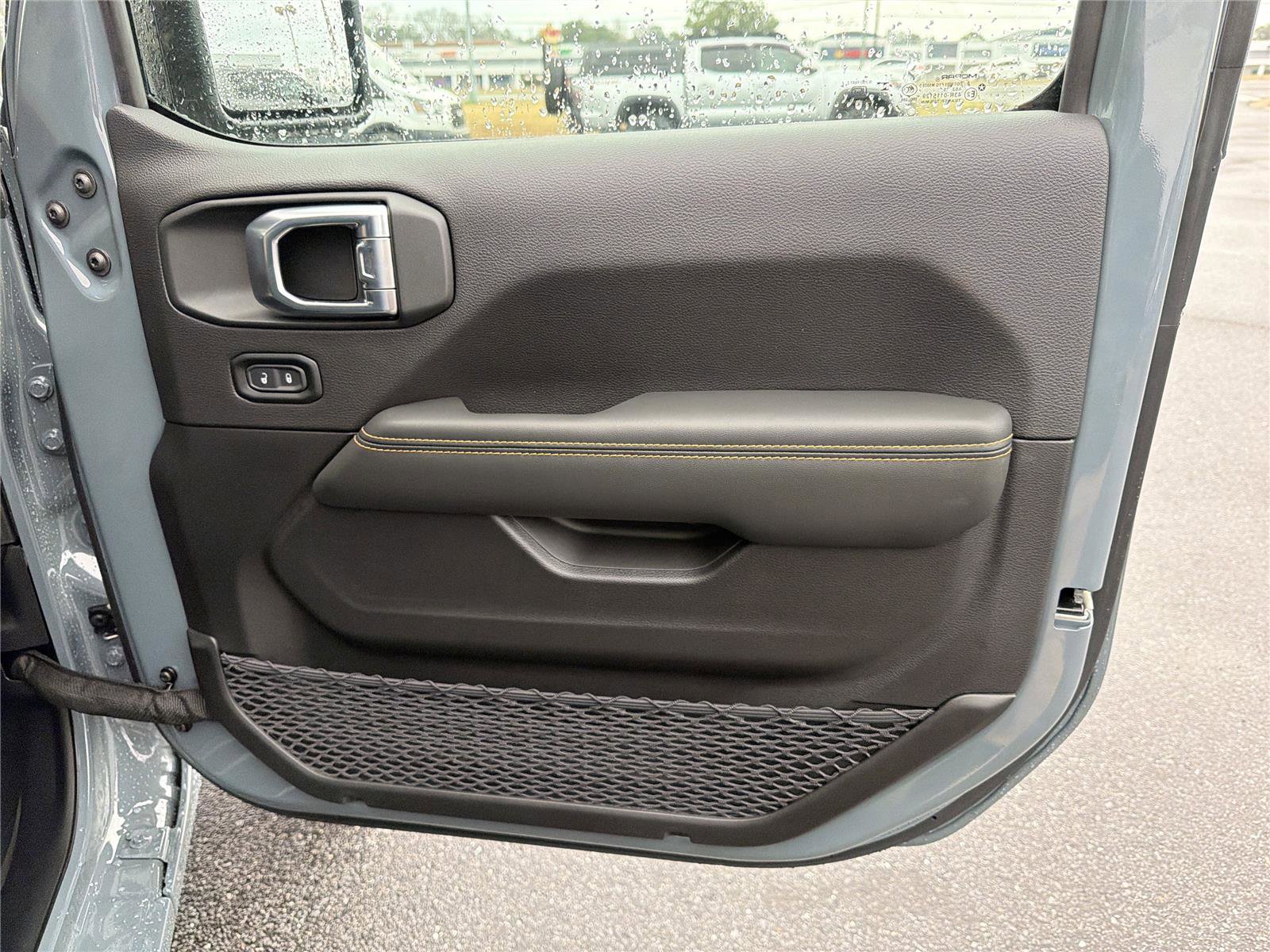 New 2026 Jeep Gladiator Sahara image 11