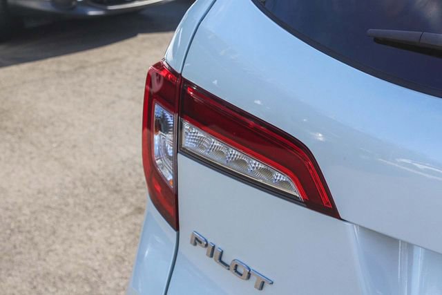 Used 2019 Honda Pilot EX image 8
