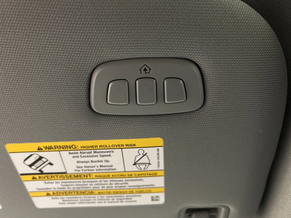 New 2026 Ford F250 Lariat w/ Black Appearance Package image 28