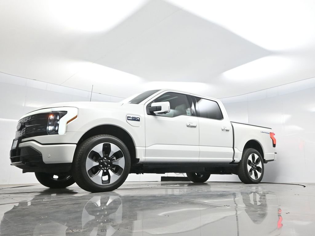 Used 2024 Ford F150 Lightning Platinum AWD/4WD image 49