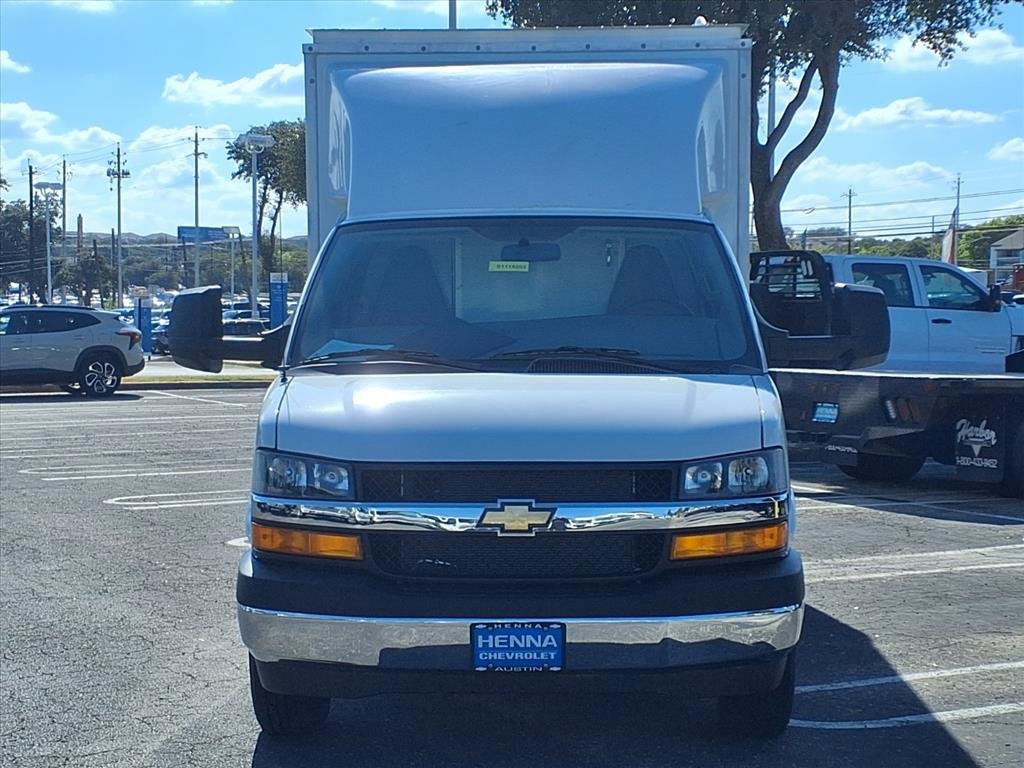 New 2025 Chevrolet Express 3500 w/ Power Convenience Package image 2