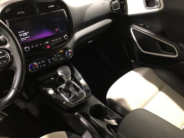 Used 2023 Kia Soul GT-Line FWD image 20