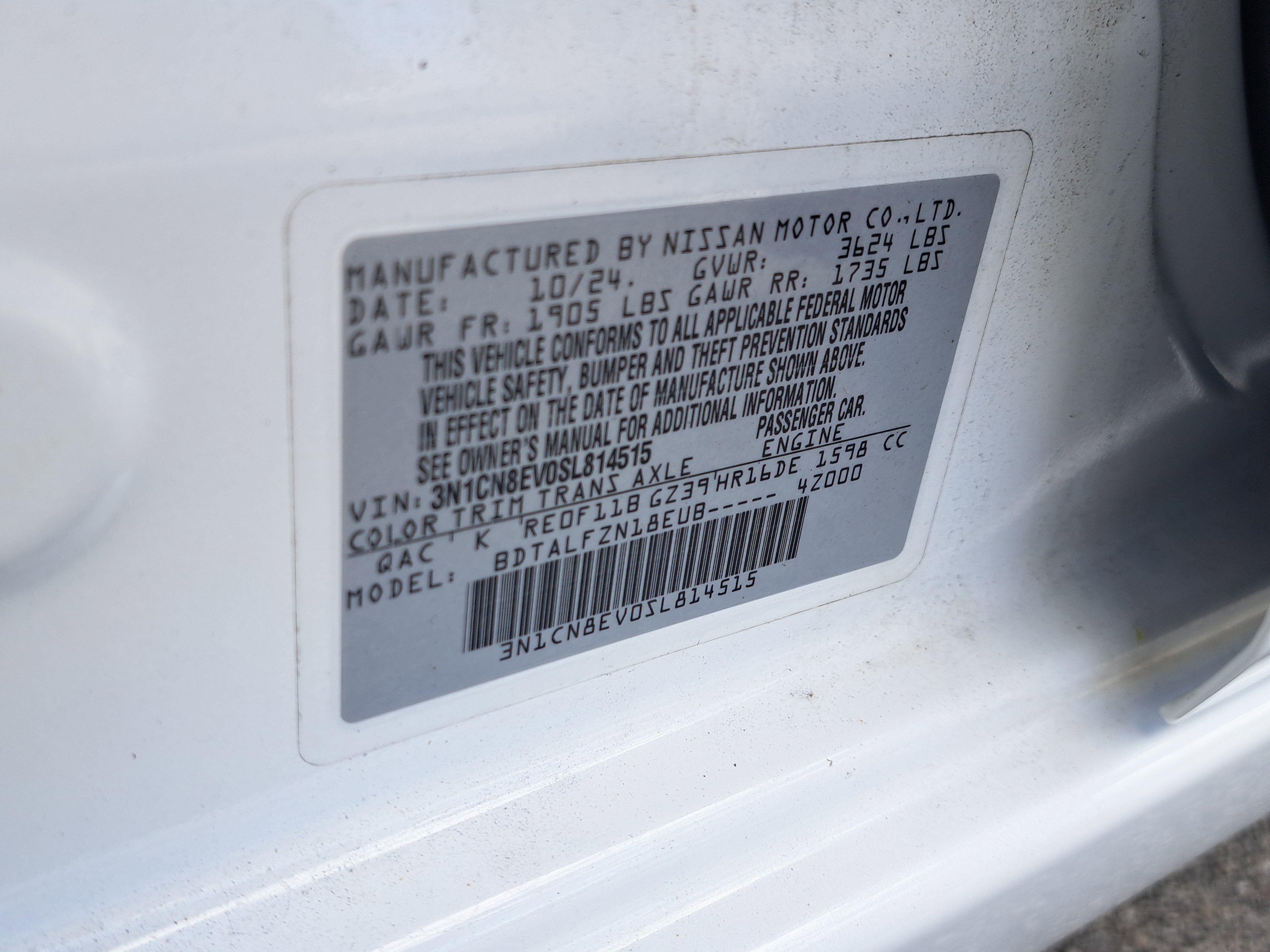 Used 2025 Nissan Versa SV image 30