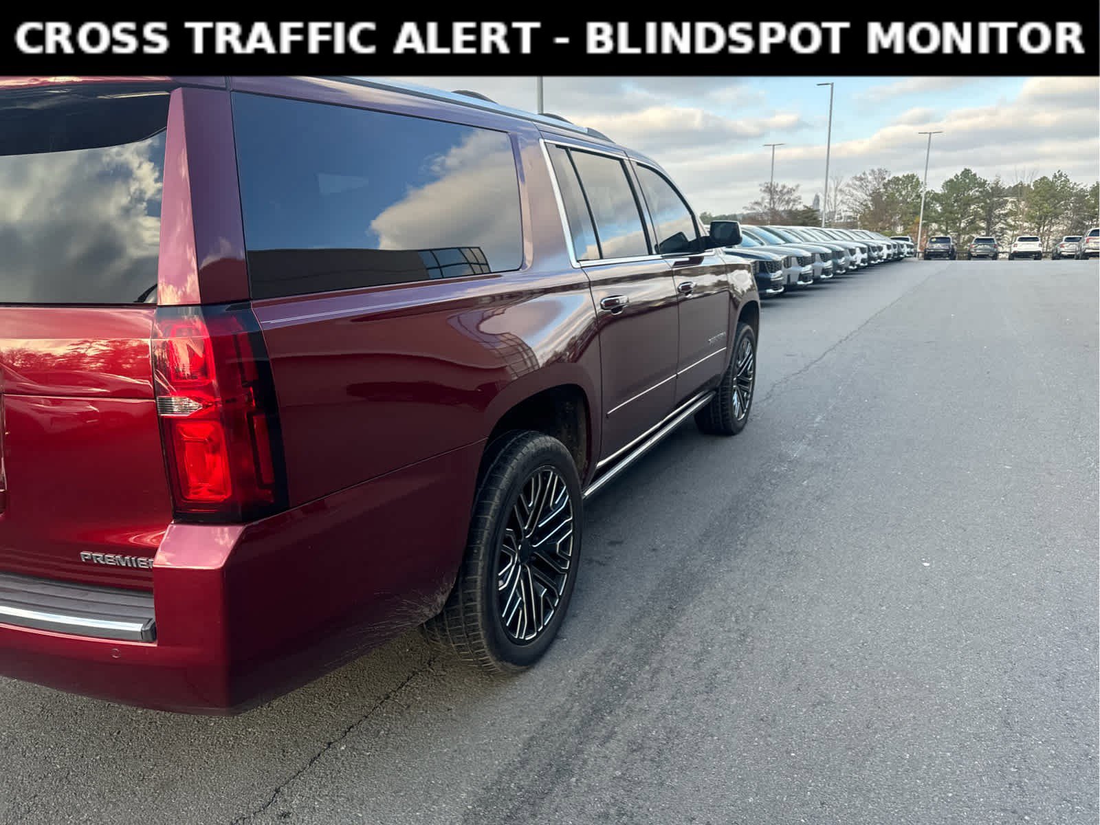 Used 2020 Chevrolet Suburban Premier w/ Max Trailering Package image 5