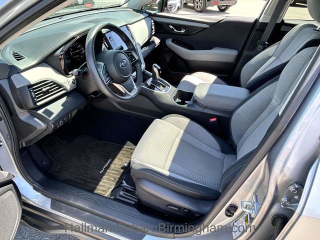 Used 2025 Subaru Outback Premium w/ Popular Package #1A image 13