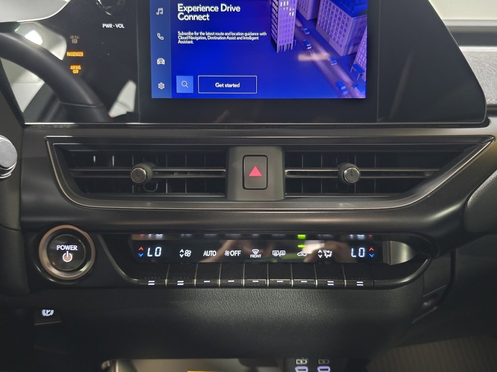 Used 2023 Lexus UX 250h FWD image 22